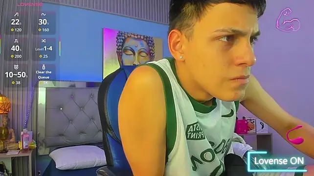 Chat XXX en directo de Ethanx18_