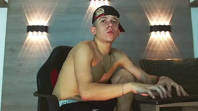 Gaeliitto Chat XXX in diretta