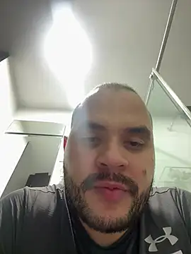 Chat +18 de Hershell_XXL ao vivo