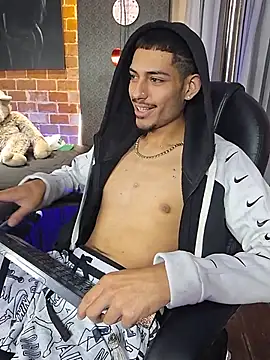 ItsZairen's Live XXX Chat