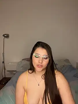 Angietubebe - Oral sex and a tit-job—5 minutes.