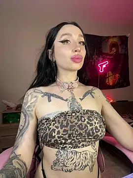 Živý XXX chat Molly__Moon