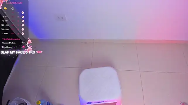 Chatroom XXX en direct de KimyTekashi_