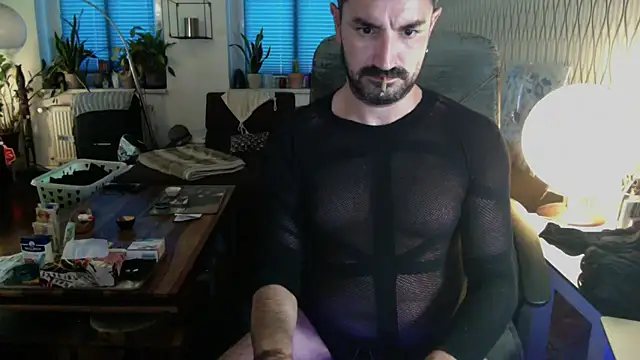 tomz0819 Live XXX-Chat