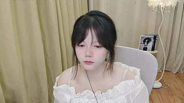 YaYa668866's Live XXX Chat