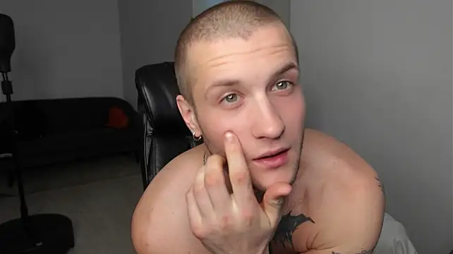 Show modela Igor_Wilde na web-kameri