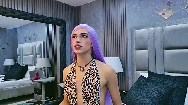 VioletMonroy XXX чат на живо