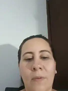 Sophie_tyler1 - topless 3min