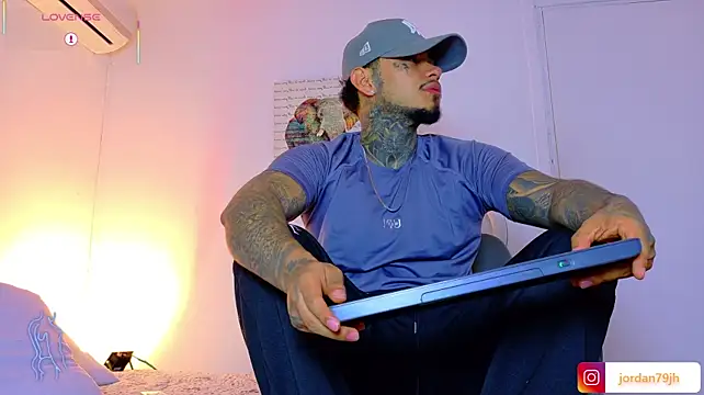 Chat XXX ao vivo de JordanSmiith_