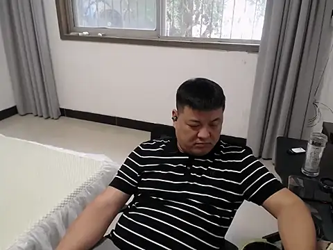 Chatroom XXX en direct de zhang1118