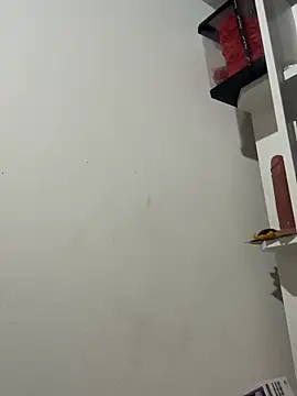 Zaira_Rose_のライブXXXチャット