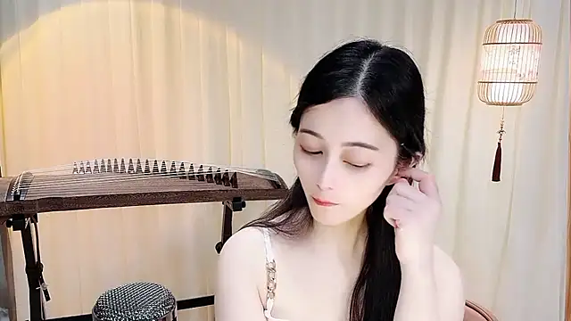 Tian-xin-999's Live XXX Chat