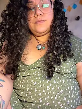 Chatroom XXX en direct de CurlyMilf_Vannexxxa