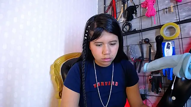 Nanda_bdsm Chat XXX in diretta