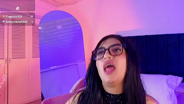 Chat XXX ao vivo de Sara_Blazee