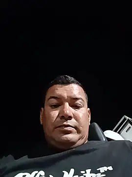צ'אט XXX בשידור חי של Romeo_sex15