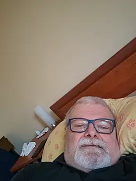 petvarad Adlı Modelin Canlı XXX Sohbeti
