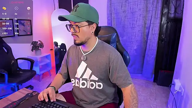 DaviidEvans_のライブXXXチャット