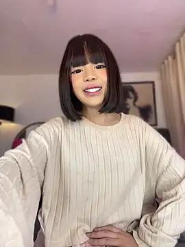 Pertunjukan Kamera Web Pumi_akiko