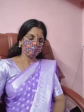 tamil_peenqueen: онлайн-секс-чат
