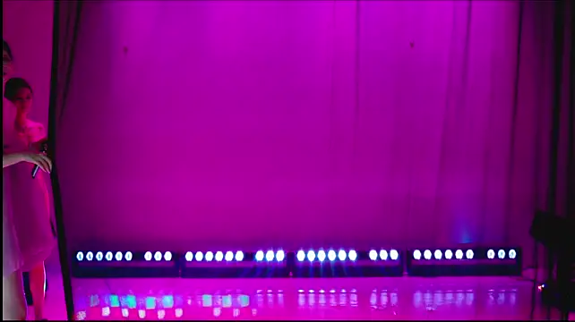 XXX chat uživo modela OST_001