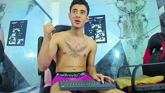 Онлайн чат XXX kai_bormann