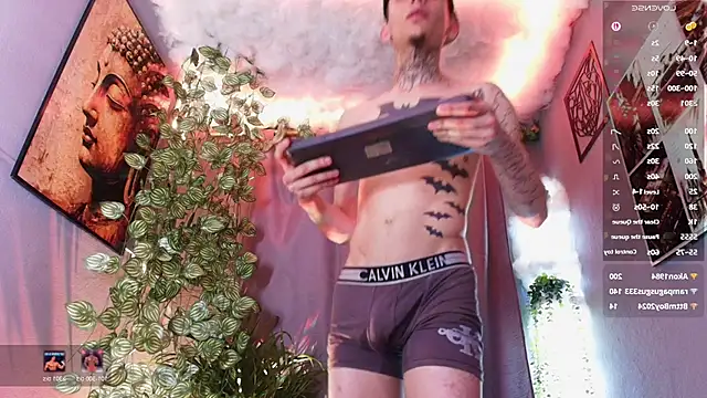 Czat XXX na żywo – TheBatMansion