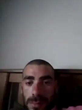 Онлайн чат XXX aguilucc0