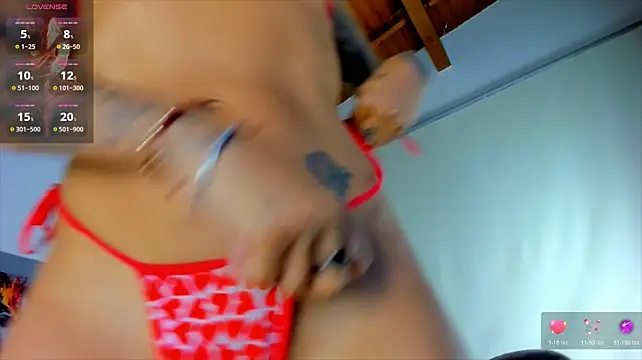 AlessiaMarcu- Live XXX-chat