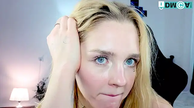 Aliceglass__ 라이브 XXX 채팅