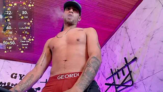 DrakeNeumann live XXX chat