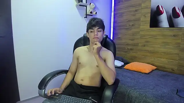 Chat XXX ao vivo de ivan_cooper
