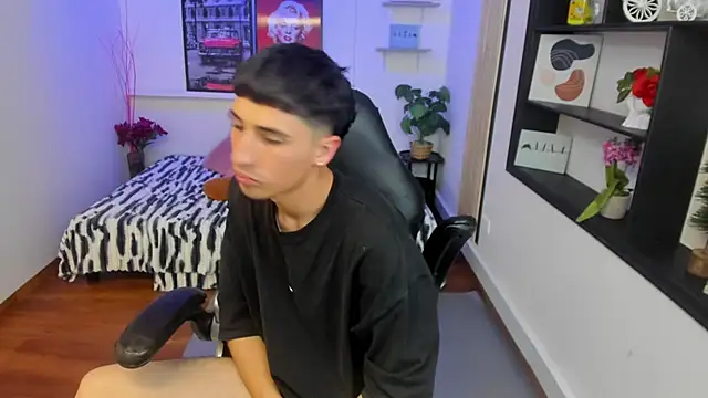 Benji23_ 现场XXX聊天