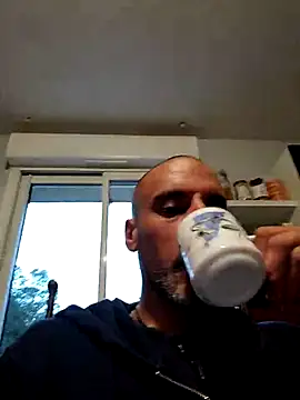 Bitechaude4 Live XXX-Chat