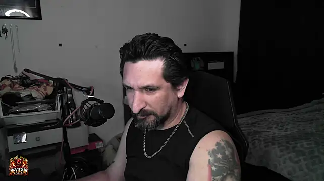 DevilPup75_: απευθείας συνομιλία ΧΧΧ