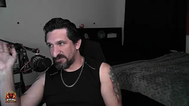 DevilPup75_'s Live XXX Chat