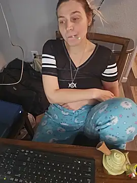 ScarletsWeb élő XXX-chatje