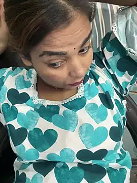 Chat XXX ao vivo de Aayra_Joshi