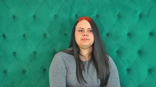 DaisyHarts' Live XXX Chat