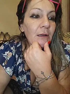 Lovely_Chiara Adlı Modelin Canlı XXX Sohbeti