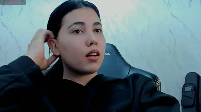 Diara_1an - FINgErING PussY