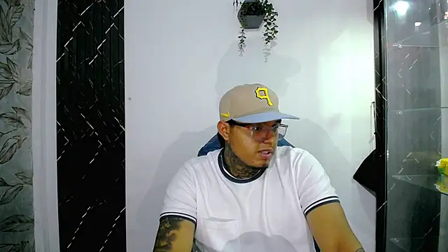 Duke_DarkBoy99 Chat XXX live