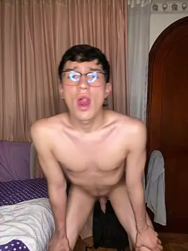 Онлайн чат XXX Bryanwild