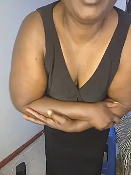 QueenOfAss11 - Welcome me babby