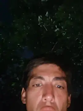 Bisavage25 webkamerás műsora
