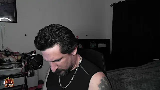 DevilPup75_'s Live XXX Chat