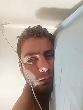 Ken_Ken4 Chat XXX in diretta