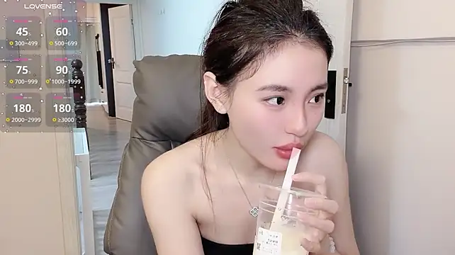 H-2005n Live XXX chat