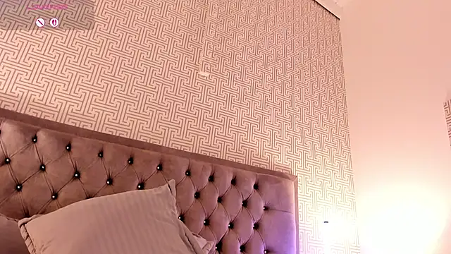 DianaRed_ Live XXX-chat