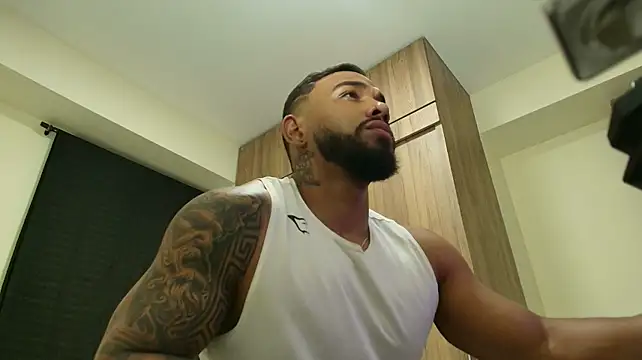 Chat XXX en directo de bruno_miller_